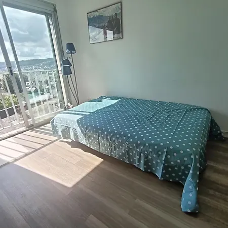 Apartment Grand T 2 Conservatoire Le Boulingrin *